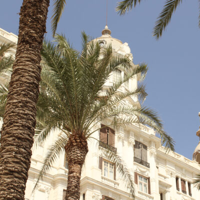Alicante stadsspel historisch centrum. City game in historic centre of Alicante low-budget