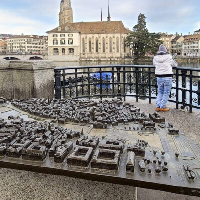 Zurich discovery walk in historic centre